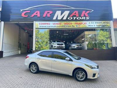 TOYOTA - COROLLA - 2016/2017 - Prata - R$ 94.900,00