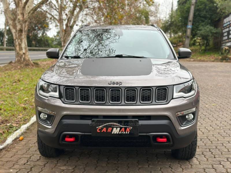JEEP - COMPASS - 2017/2017 - Cinza - R$ 107.900,00
