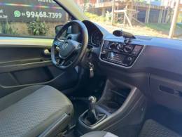 VOLKSWAGEN - UP - 2018/2018 - Prata - R$ 62.900,00