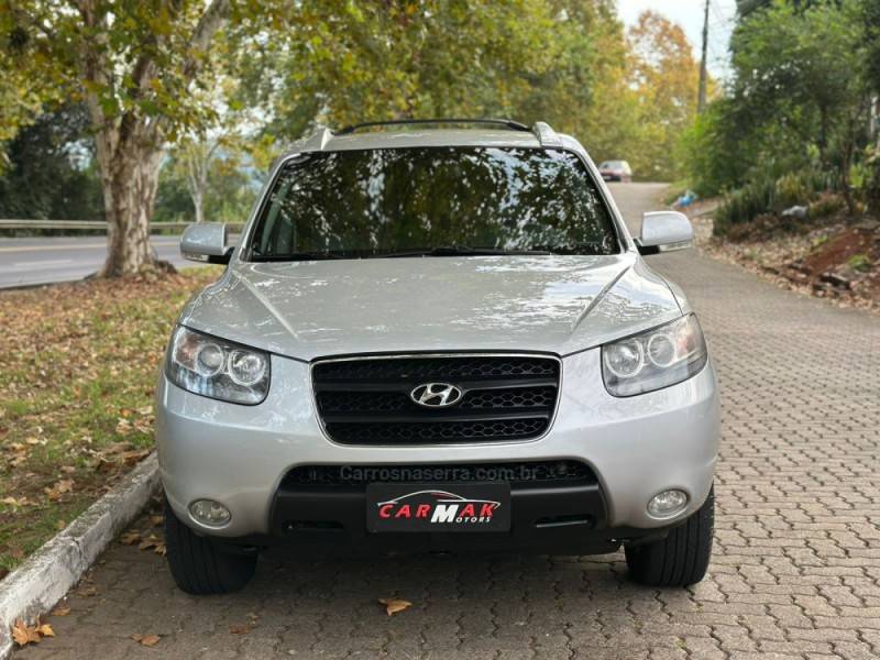 HYUNDAI - SANTA FÉ - 2010/2010 - Prata - R$ 49.900,00