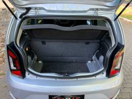VOLKSWAGEN - UP - 2018/2018 - Prata - R$ 62.900,00