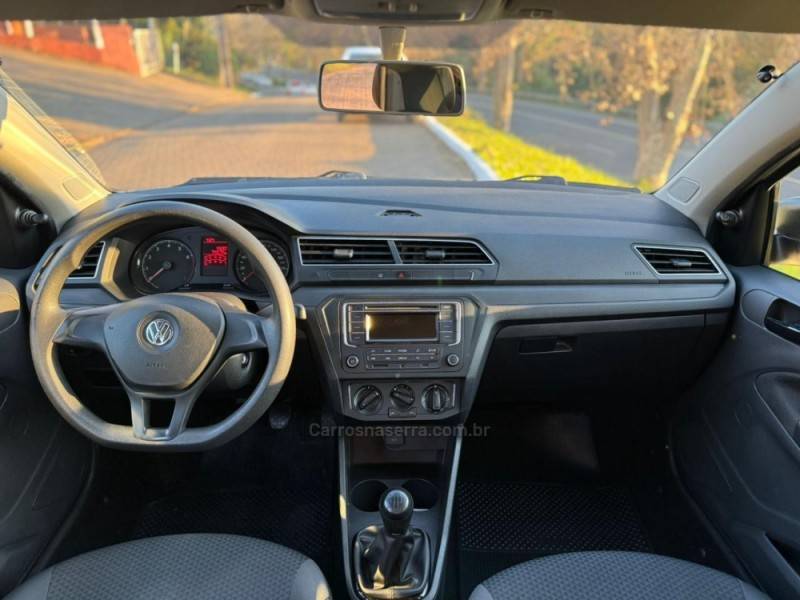 VOLKSWAGEN - VOYAGE - 2020/2020 - Cinza - R$ 54.900,00