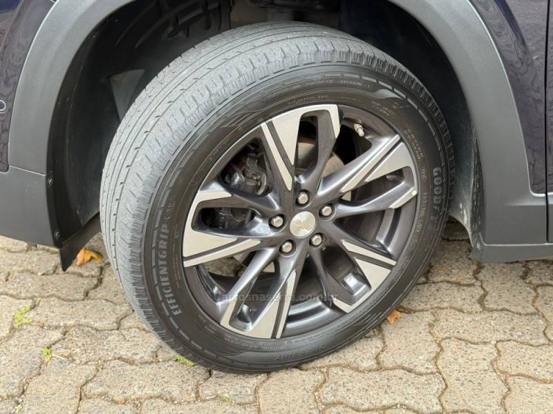 CHEVROLET - TRACKER - 2022/2023 - Azul - R$ 109.900,00