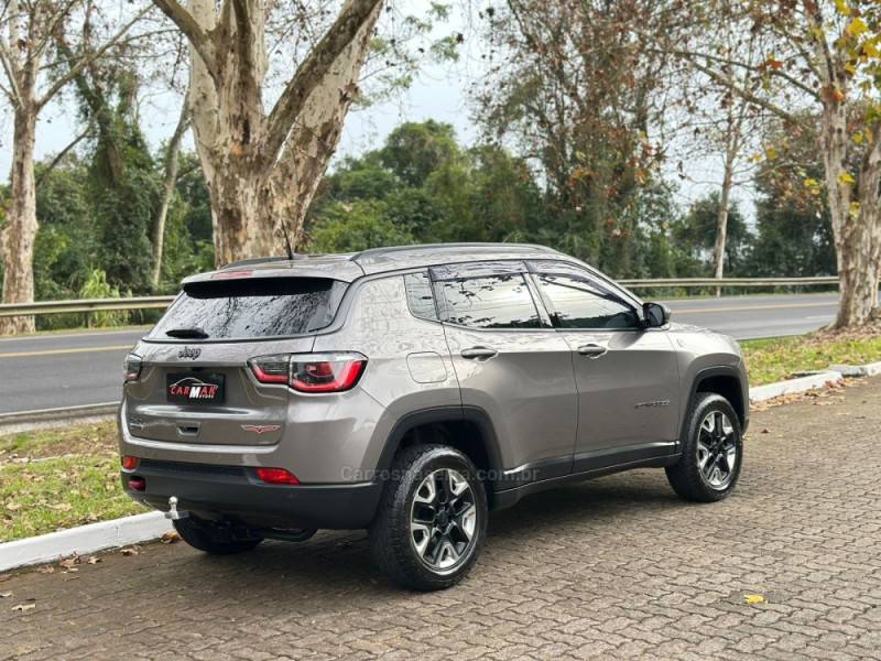 JEEP - COMPASS - 2017/2017 - Cinza - R$ 104.900,00