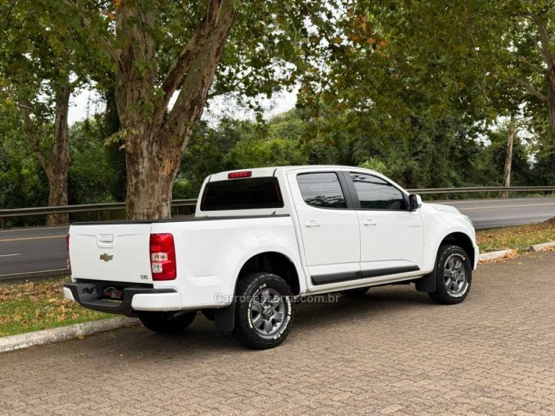 CHEVROLET - S10 - 2015/2016 - Branca - R$ 98.900,00