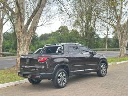 FIAT - TORO - 2021/2022 - Marrom - R$ 125.900,00