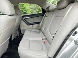 KIA MOTORS - CERATO - 2010/2011 - Prata - R$ 49.900,00