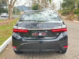 TOYOTA - COROLLA - 2017/2018 - Preta - R$ 92.900,00
