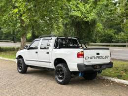 CHEVROLET - S10 - 2000/2000 - Branca - R$ 65.900,00