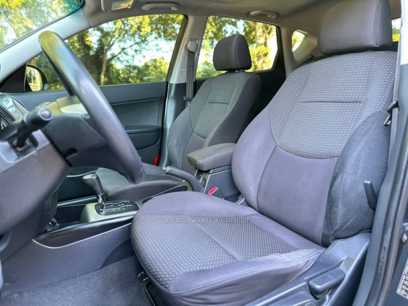 HYUNDAI - I30 - 2009/2010 - Preta - R$ 48.900,00