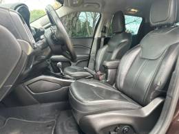 FIAT - TORO - 2021/2022 - Marrom - R$ 125.900,00