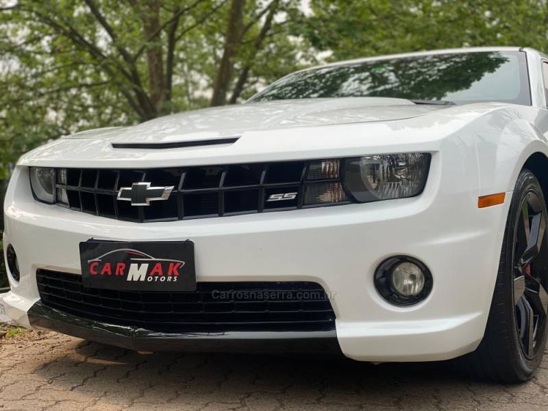 CHEVROLET - CAMARO - 2011/2011 - Branca - R$ 205.900,00