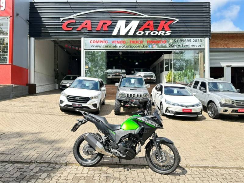 KAWASAKI - VERSYS 300 - 2024/2024 - Verde - R$ 36.900,00