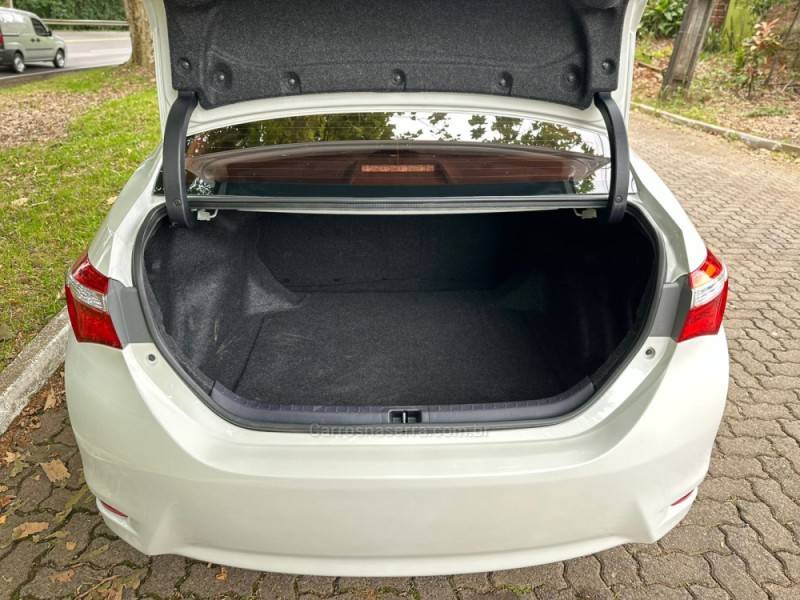 TOYOTA - COROLLA - 2017/2017 - Branca - R$ 95.900,00