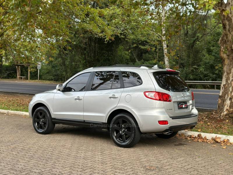 HYUNDAI - SANTA FÉ - 2010/2010 - Prata - R$ 49.900,00