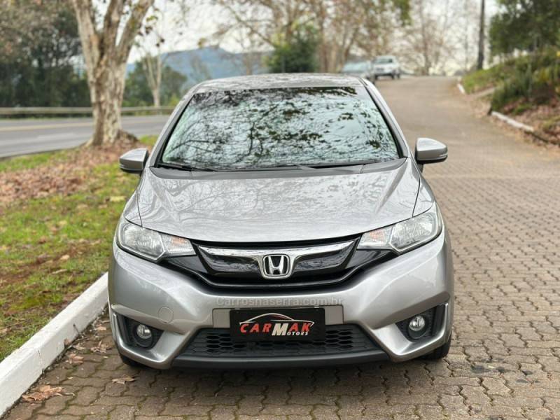 HONDA - FIT - 2015/2015 - Cinza - R$ 69.900,00