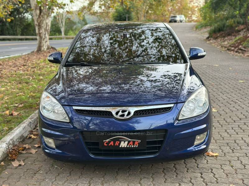 HYUNDAI - I30 - 2010/2010 - Azul - R$ 43.900,00