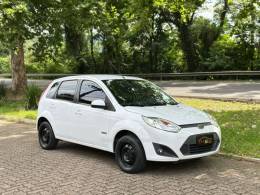 FORD - FIESTA - 2012/2013 - Branca - R$ 34.900,00