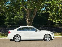 BMW - 320I - 2016/2017 - Branca - R$ 125.900,00