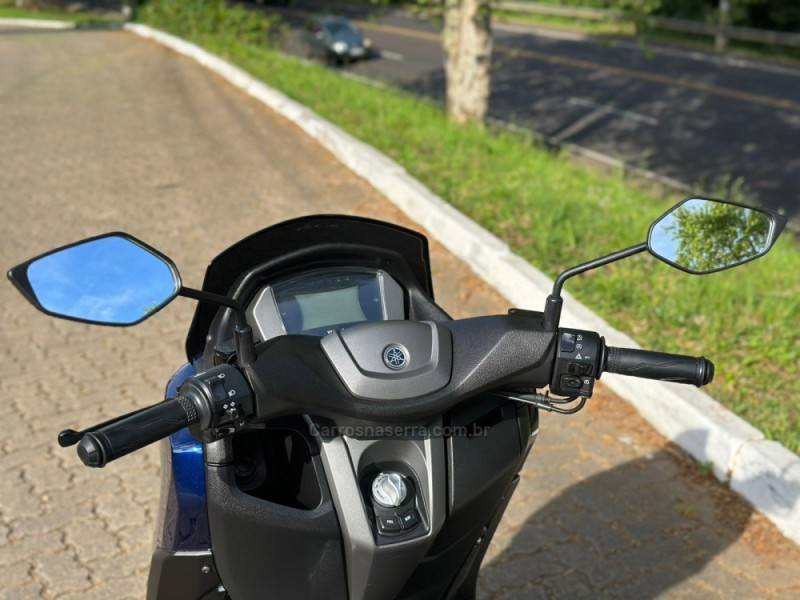 YAMAHA - NMAX 160 ABS - 2021/2022 - Azul - R$ 19.900,00