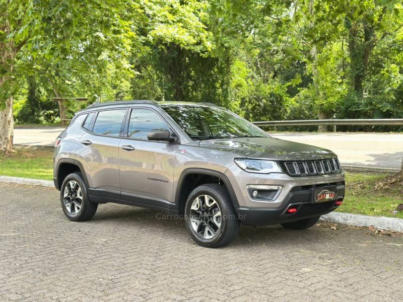 JEEP - COMPASS - 2017/2017 - Cinza - R$ 99.900,00