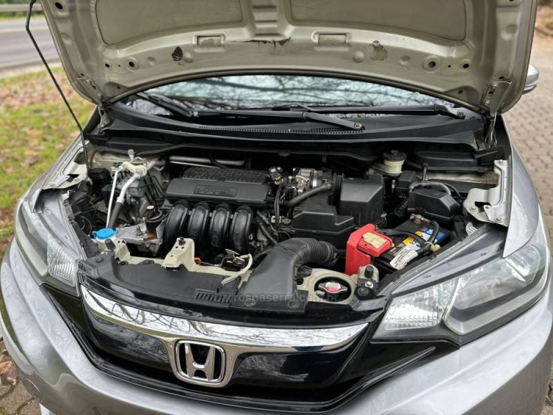 HONDA - FIT - 2015/2015 - Cinza - R$ 69.900,00