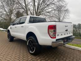 FORD - RANGER - 2015/2015 - Branca - R$ 99.900,00