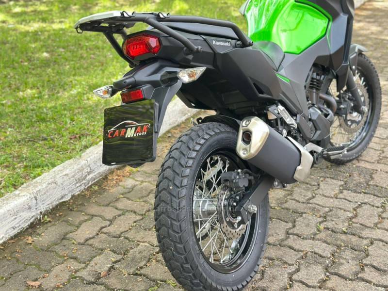 KAWASAKI - VERSYS 300 - 2024/2024 - Verde - R$ 36.900,00
