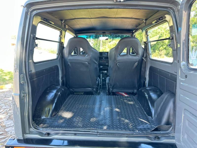 SUZUKI - SAMURAI - 1993/1993 - Cinza - R$ 79.900,00