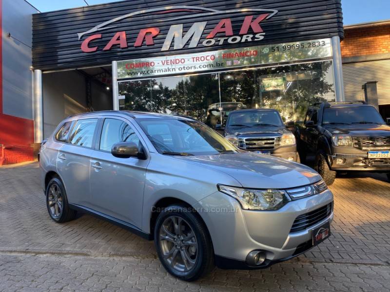 MITSUBISHI - OUTLANDER - 2014/2014 - Prata - R$ 74.900,00