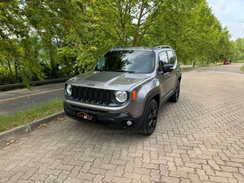 JEEP - RENEGADE - 2017/2018 - Cinza - R$ 99.900,00