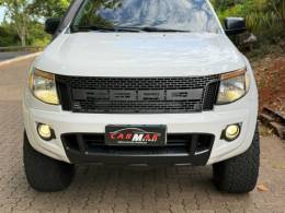 FORD - RANGER - 2012/2013 - Branca - R$ 110.900,00