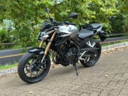 HONDA - CB 500F - 2022/2023 - Cinza - R$ 43.900,00