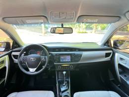 TOYOTA - COROLLA - 2016/2017 - Prata - R$ 94.900,00