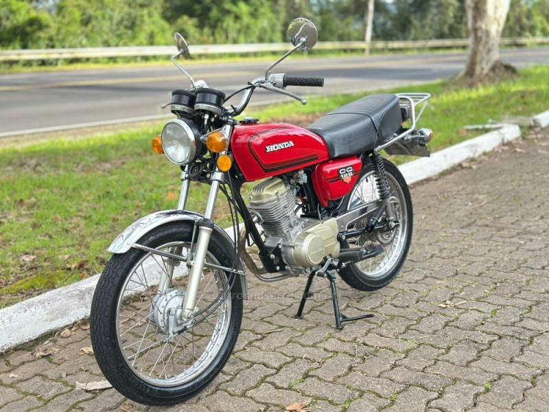 HONDA - CG 125 - 1982/1982 - Vermelha - R$ 10.900,00