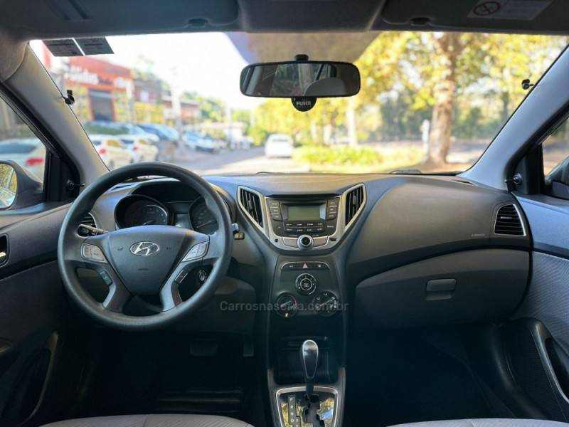 HYUNDAI - HB20S - 2014/2014 - Prata - R$ 57.900,00