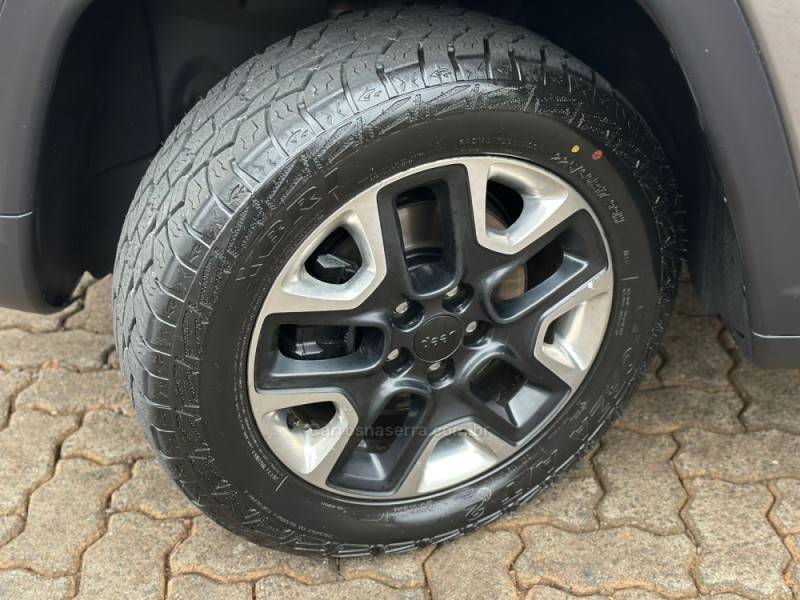 JEEP - COMPASS - 2017/2017 - Cinza - R$ 107.900,00