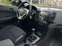 HYUNDAI - I30 - 2010/2010 - Azul - R$ 43.900,00