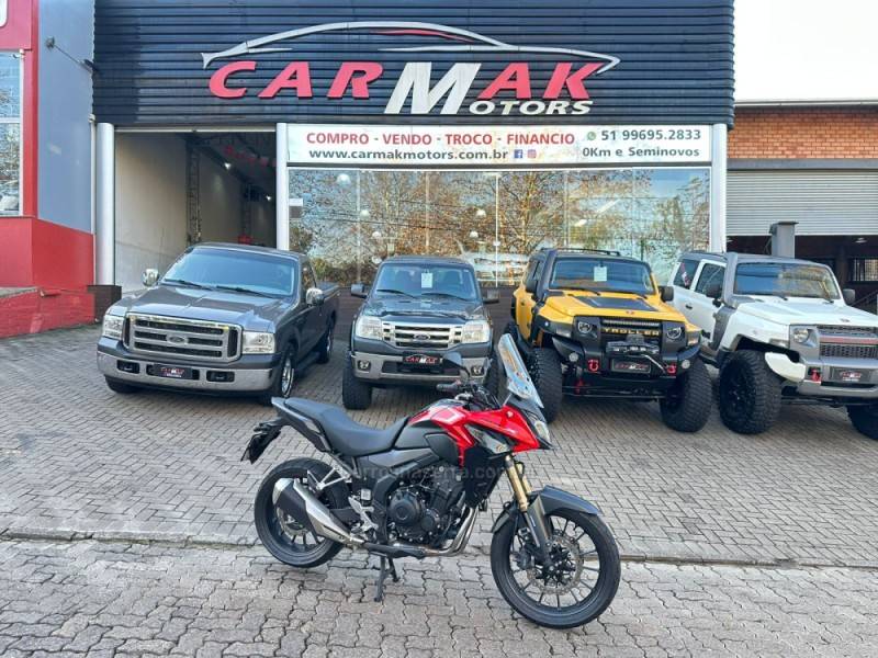 HONDA - CB 500 - 2023/2024 - Vermelha - R$ 47.900,00