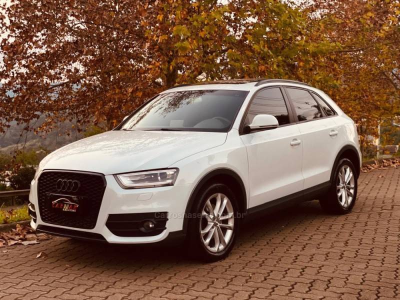 AUDI - Q3 - 2013/2014 - Branca - R$ 98.900,00