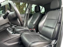 CHEVROLET - TRACKER - 2018/2019 - Branca - R$ 95.900,00