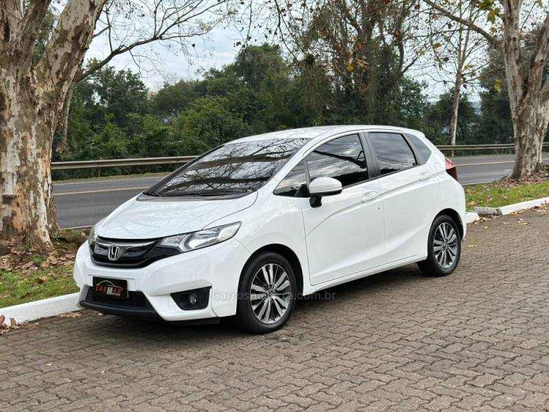 HONDA - FIT - 2015/2015 - Branca - R$ 69.900,00