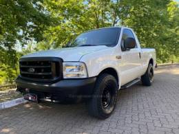 FORD - F-250 - 2001/2001 - Branca - R$ 149.900,00