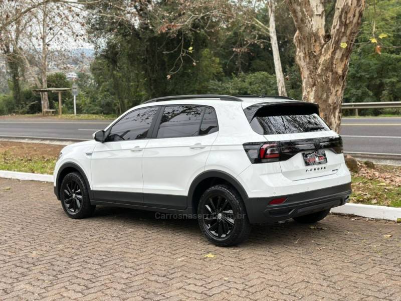 VOLKSWAGEN - T-CROSS - 2020/2020 - Branca - R$ 94.900,00
