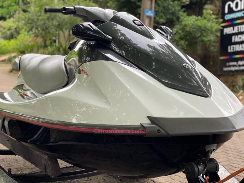 YAMAHA - JET SKI - 2013/2015 - Branca - R$ 69.900,00