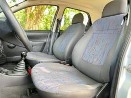 CHEVROLET - CELTA - 2010/2010 - Prata - R$ 29.900,00