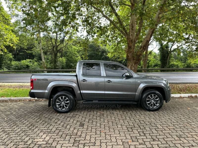 VOLKSWAGEN - AMAROK - 2017/2017 - Cinza - R$ 119.900,00