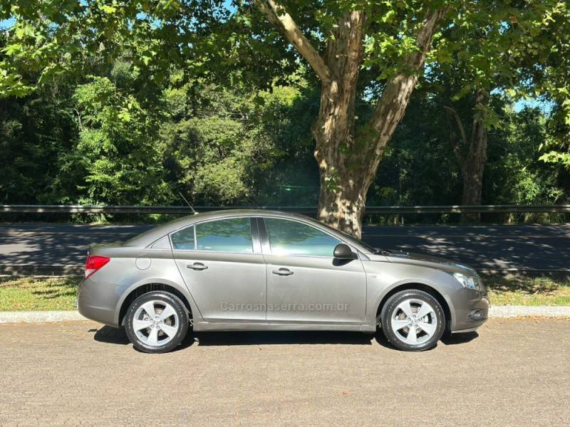 CHEVROLET - CRUZE - 2014/2014 - Cinza - R$ 62.900,00