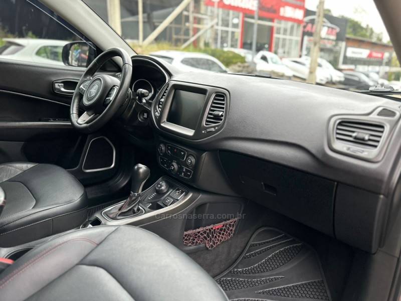 JEEP - COMPASS - 2017/2017 - Cinza - R$ 107.900,00