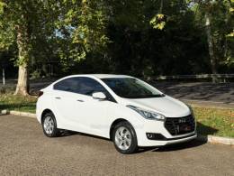HYUNDAI - HB20S - 2016/2017 - Branca - R$ 68.900,00